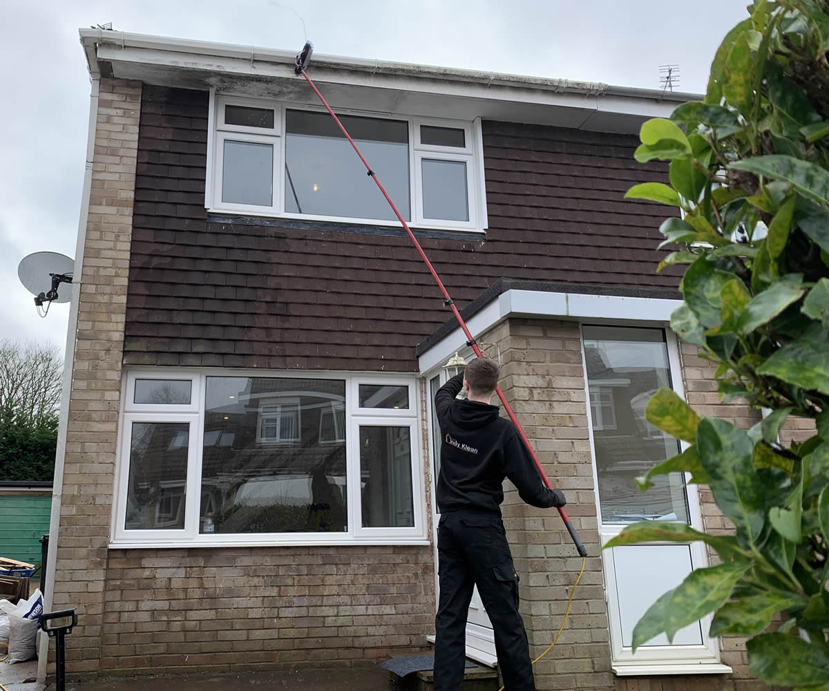 fascia clean service bristol